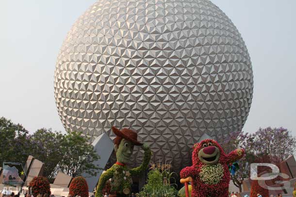 I had to renew my pass so did not make it into the park until 9am.  The Flower and Garden Festival was wrapping up this upcoming weekend.  The Toy Story gang is the entrance display this year.