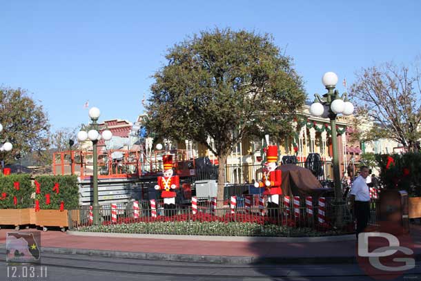 Town Square is all decked out for the season plus the taping.