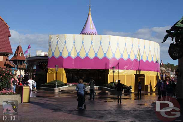 Made my way into Fantasyland where Prince Charmings Regal Carrousel is going behind tarps for some work.  Guessing to update the look a bit to fit with the new Fantasyland.