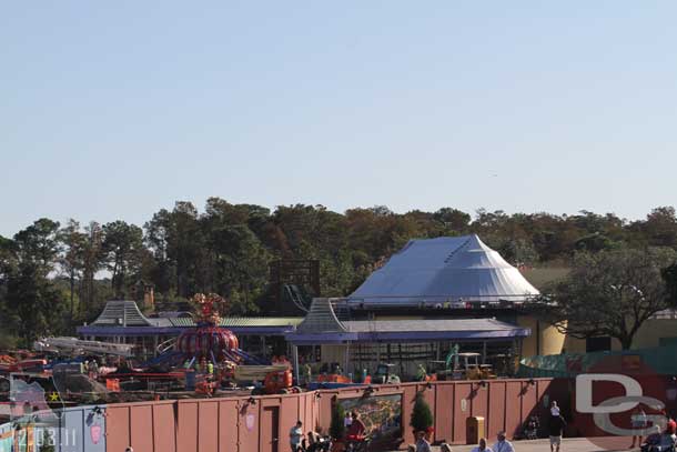 From up in the air you get a great view of the Fantasyland work.  You can see the new Dumbo taking shape on the left in this shot.  The large building on the right is the queue.  Beyond that you can see Goofys coaster.