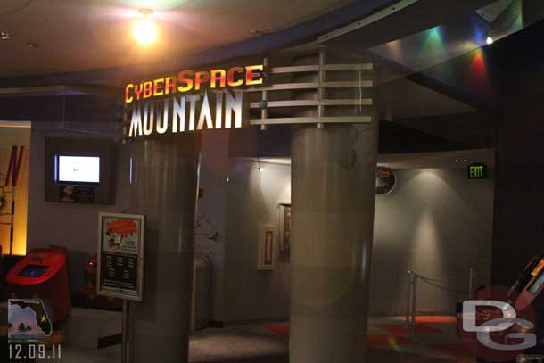 The only real line I saw was for cyber space mountain.