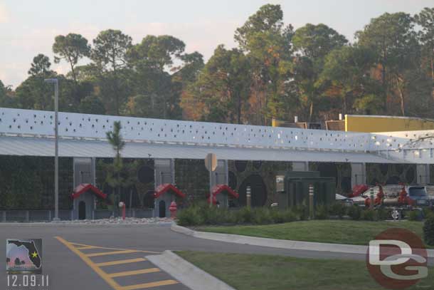 We next headed to the Wilderness Lodge.  Along the way passed the kennel.