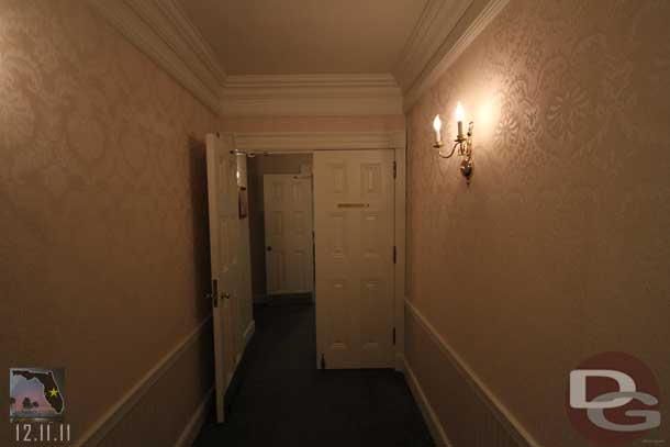 On either side of the main room were two smaller (windowless) rooms.