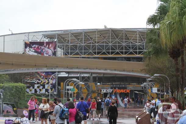 A good number of guests heading toward Test Track.