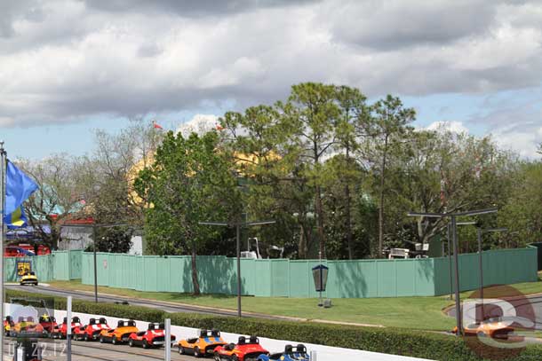 The trees do a good job of hiding the Dumbo building.