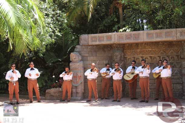 Mariachi Cobre performing near Mexico.