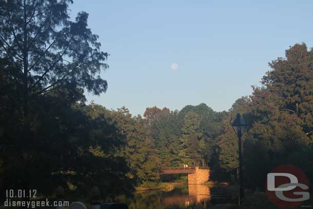 Woke up bright and early to head to EPCOT for the park opening.  The moon was still visible as we made our way to breakfast at the Riverside.