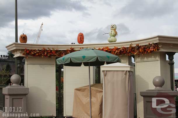 The small gift shop at the end of Main Street was closed (guessing because of the incoming storm)