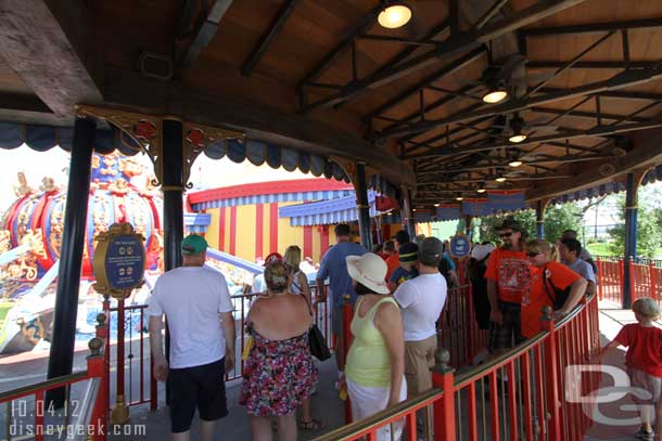 This was my first time in the new queue.  The left is the final queue where you wait one cycle or so to board your Dumbo.