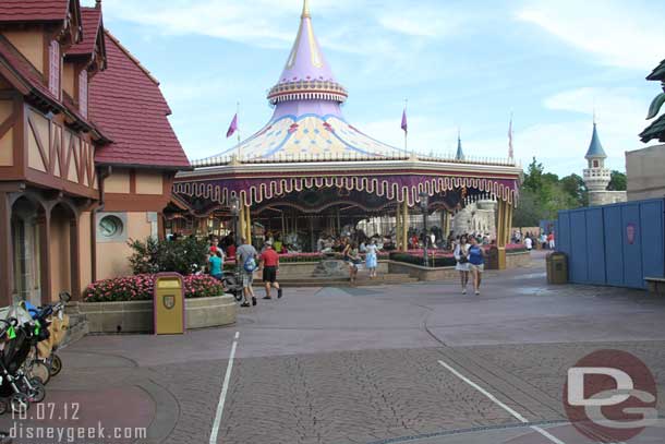 Notice how quiet it was this morning... the stroller parking was nearly empty.