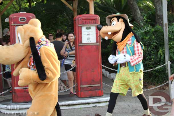 Pluto and Goofy arriving for pictures at the Meet and Greet.