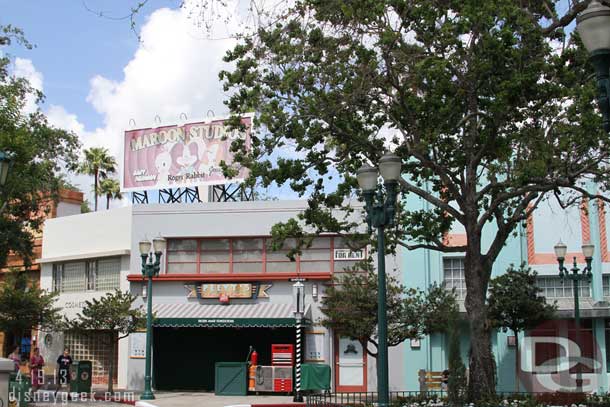 The Maroon Studios billboard was looking rather faded.