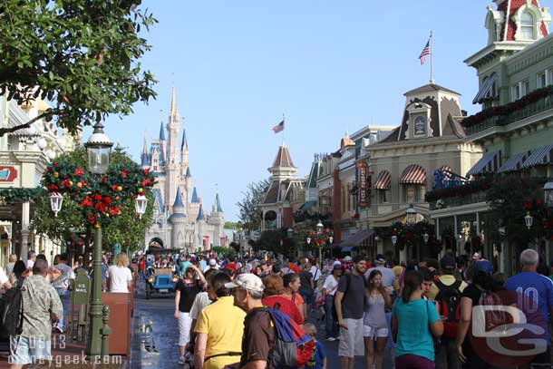 A fair number of guests entering the park this morning.