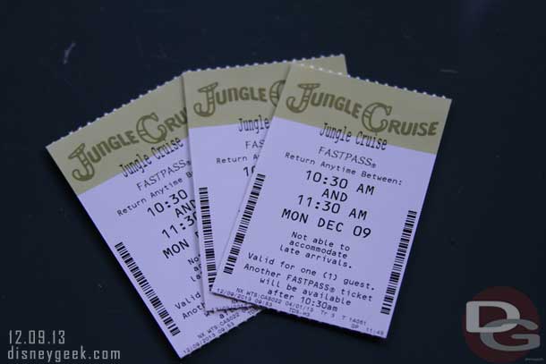 I went the old fashion route...  The paper Fastpasses did not say Jingle on them...  