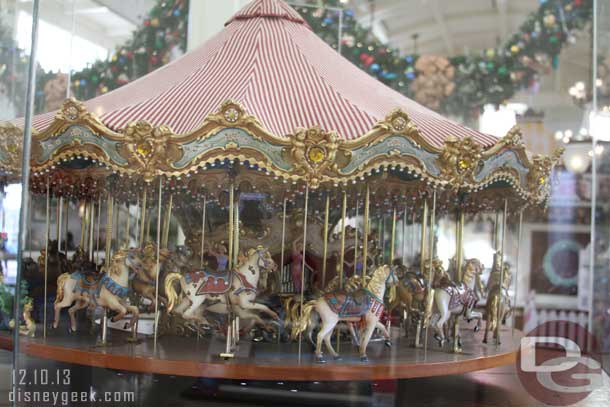 This carrousel in the lobby played Disney music from time to time.