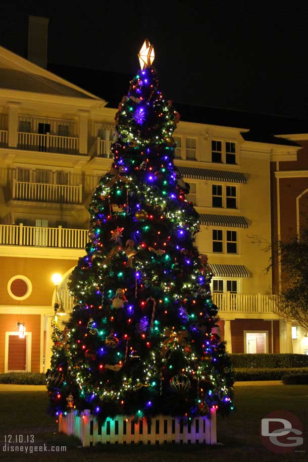 To close the night a look at the Boardwalk Christmas Tree.