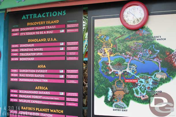 The wait times around 10:25am.  Note they were off.. by the time we got to the Safari it was 40 minutes not 10.