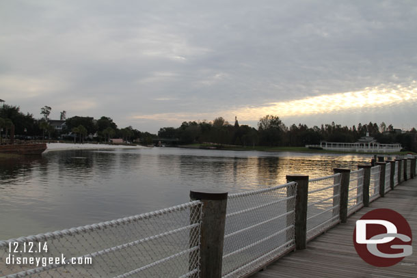 The ropes on the pier appear to be new.. or at least really clean.