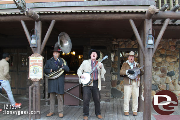 Passing through Frontierland the Notorious Banjo Brothers and Bob performing.