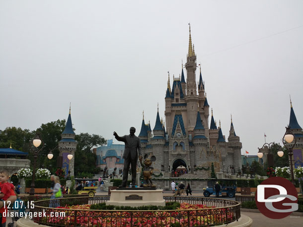 The partners statue and Cinderella Castle