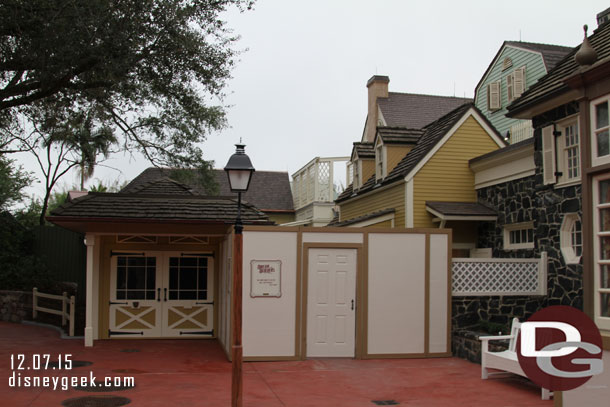 Some work going on in Liberty Square.  Could just be a construction entrance to the Skipper Canteen project.