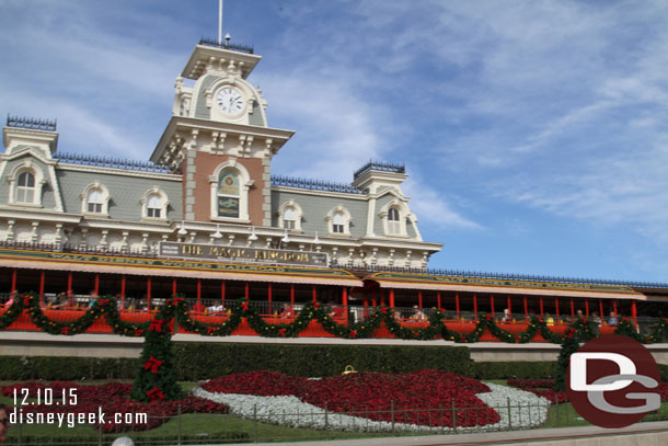 I returned to the Magic Kingdom after touring the resorts with friends.