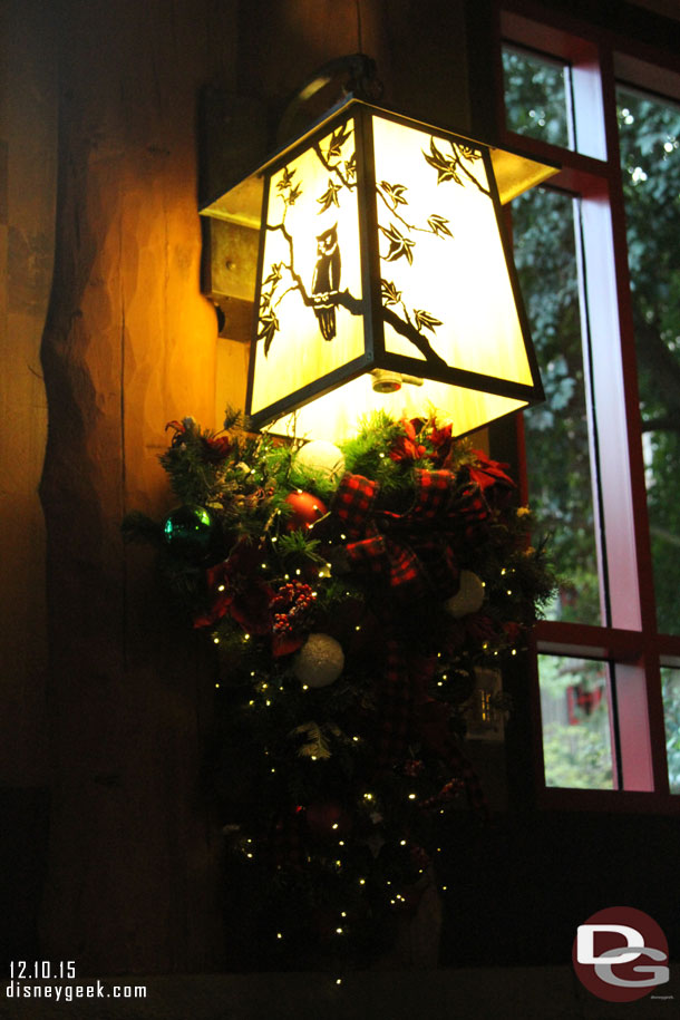 A look around the lobby of the Wilderness Lodge