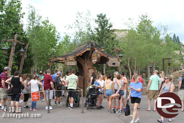 The FastPass+ return line for the Dwarfs Mine Train was backed up to the left (for some reason I did not take a picture of the line).