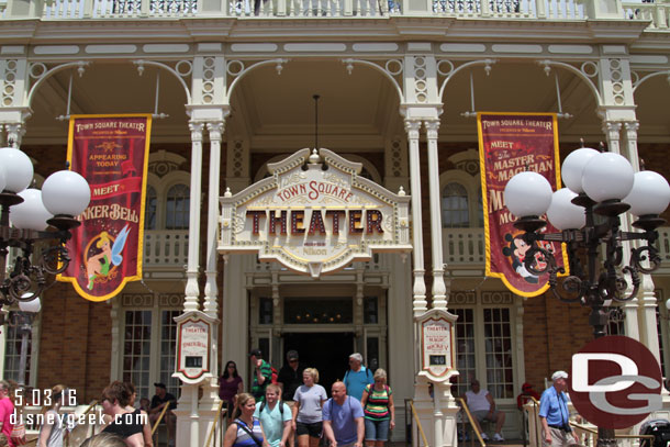 40 min for Mickey, 10 min for Tinker Bell this afternoon.