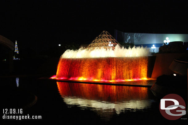 Passing by the Imagination fountains.