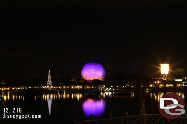 The Christmas tree and Spaceship Earth