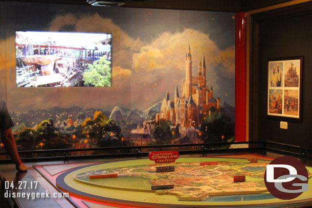 Shanghai Disneyland is still featured in the gallery.