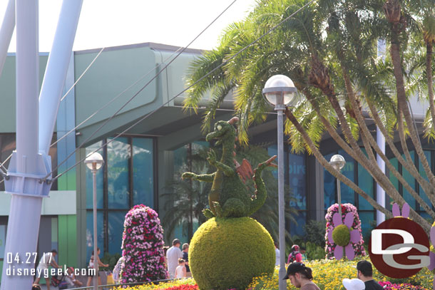 Side view of the Figment Topiary as I am heading  out.