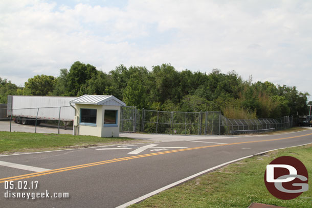 The gate on the other side of that trailer is where the road to the Caring for Giants observation area is.