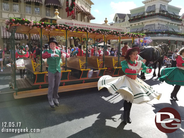 Main Street Trolley Show drew me back out to the street.