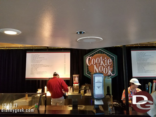 Cookie bar with beverages and other desserts