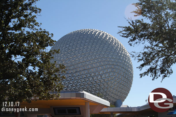 12:28pm finally made it to the  front of Epcot, not in the park though.