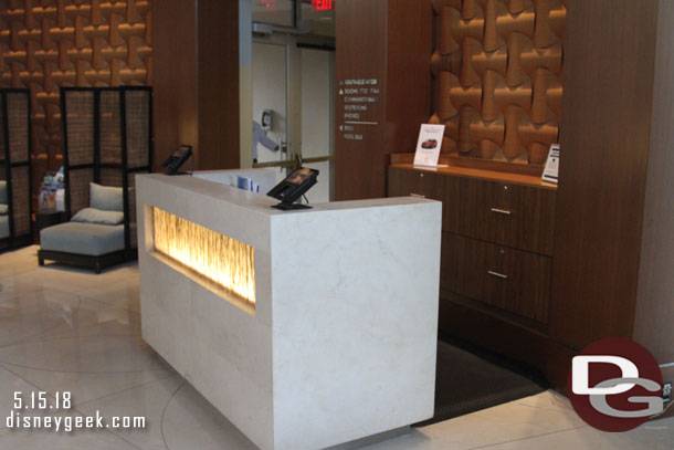A quick look around the lobby of Bay Lake Tower, this is the check in desk.