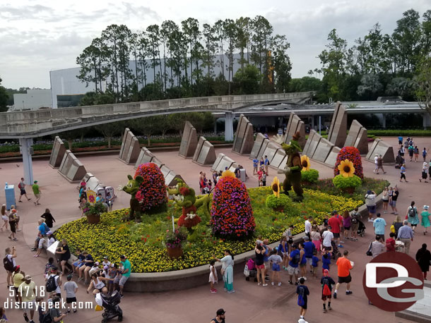 Passing by the entrance topiaries.