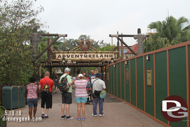 PhotoPass set up in an awkward spot.. the Adventureland entrance which is narrow due to construction.