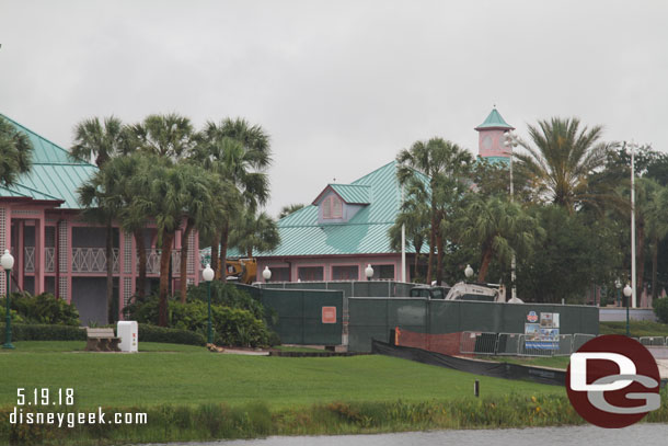 A closer view of the Aruba Skyliner tower area.