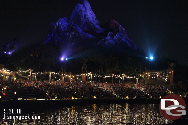 9:27pm arrived at the Rivers of Light and the show was not going on. Seems there was a technical problem that delayed the show.  I think they were just waiting for me :)