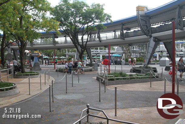 An extended queue for the Peoplemover.. not needed this morning.