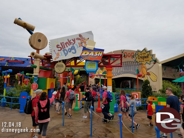 Slinky Dog Dash has a posted wait of 35 minutes, 7 minutes before park opening.