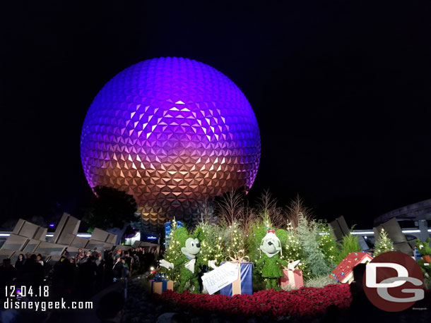 The entrance topiaries with Spaceship Earth in the background.