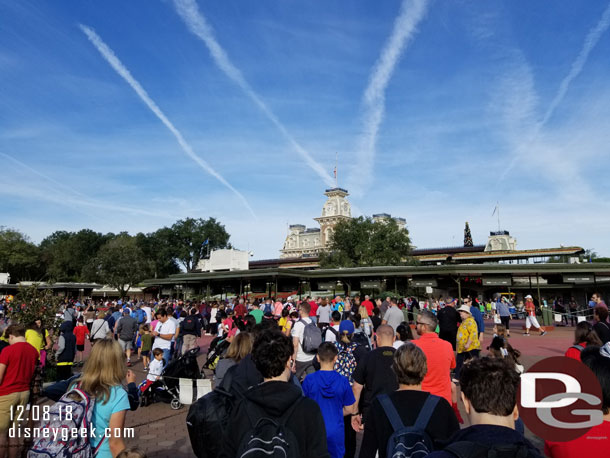 9:38am arrived at the Magic Kingdom and searching for a good line to enter the park.