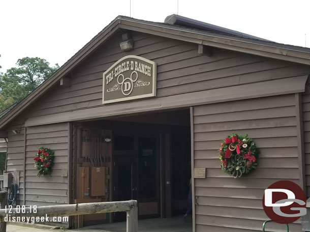 Some decorations on the barn.