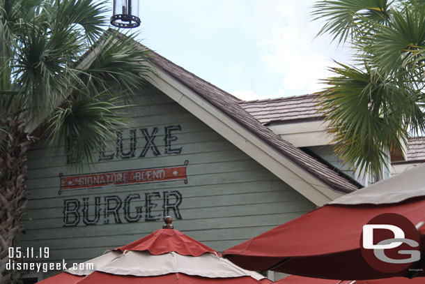 Decided to grab lunch at D-Luxe Burger