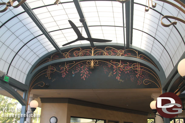 Arriving at the International Gateway station.