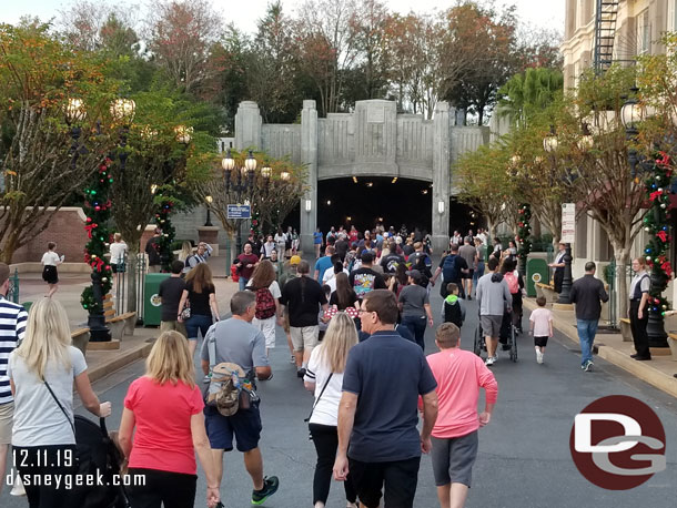 It seemed a majority of guests were heading toward Batuu.